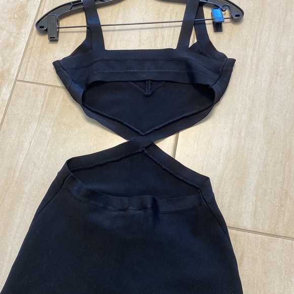 SEXY! SEXY!! Little black BCBGMAXAZRIA dress. Great for the holidays!!!! - Picture 5 of 6